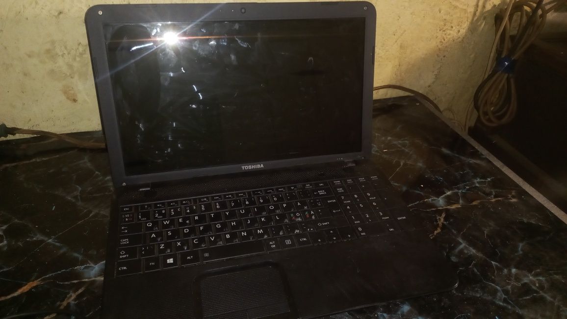 Продам ноутбук Toshiba