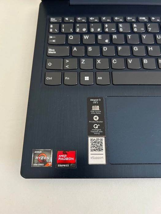 Ideapad 3 15’ Lenovo