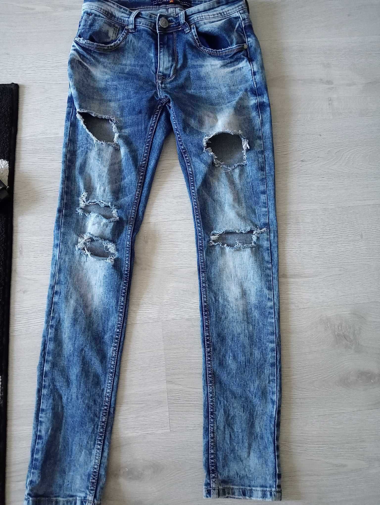 spodnie jeans chłopięce