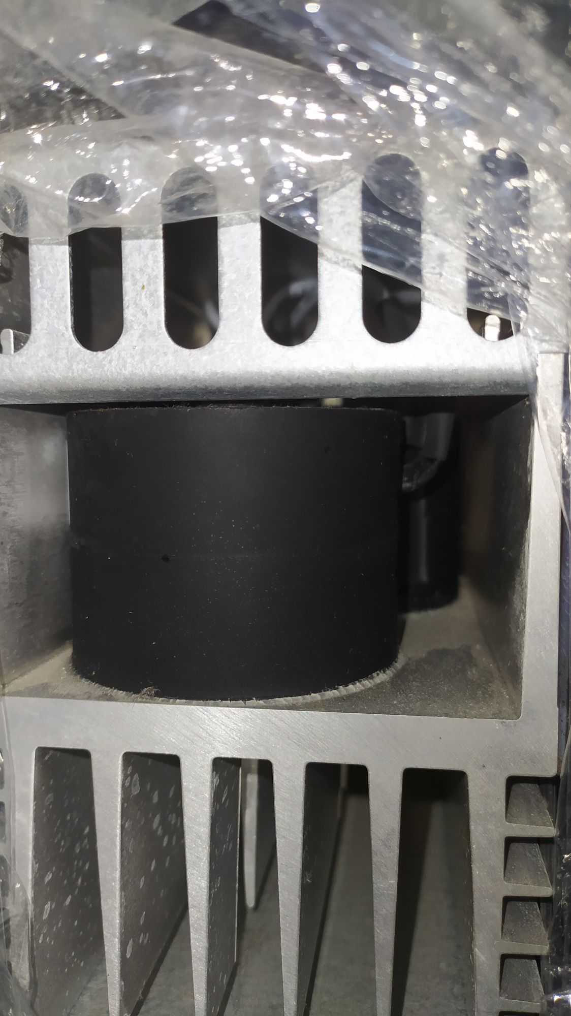 Радіатор Danfoss.  MOTOR  CHOKE. 195  номер 3110.  S/N 289010G403. Нов