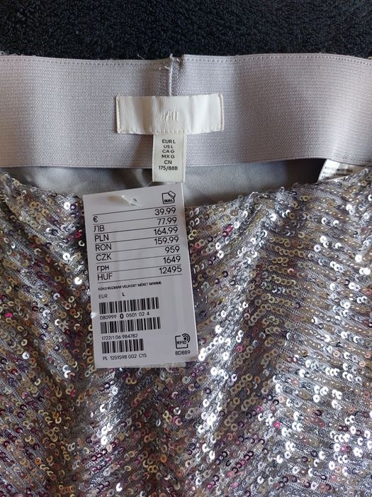 Штани  з паєтками святкові H&M розмір L
