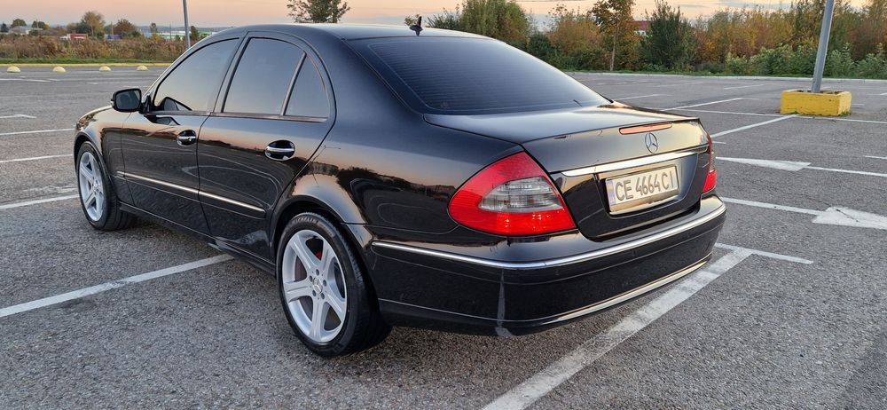 Мерс 211 2.2 cdi Avangarde