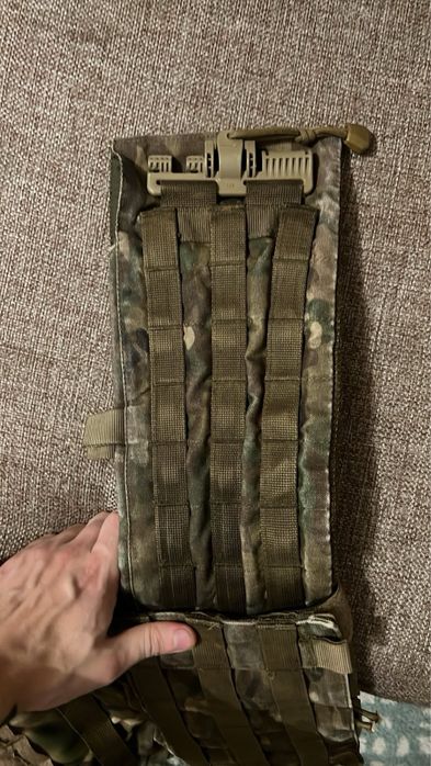 Плитоноска