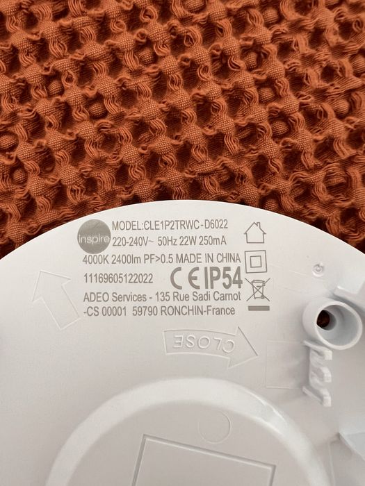 Candeeiro WC Teto NOVO