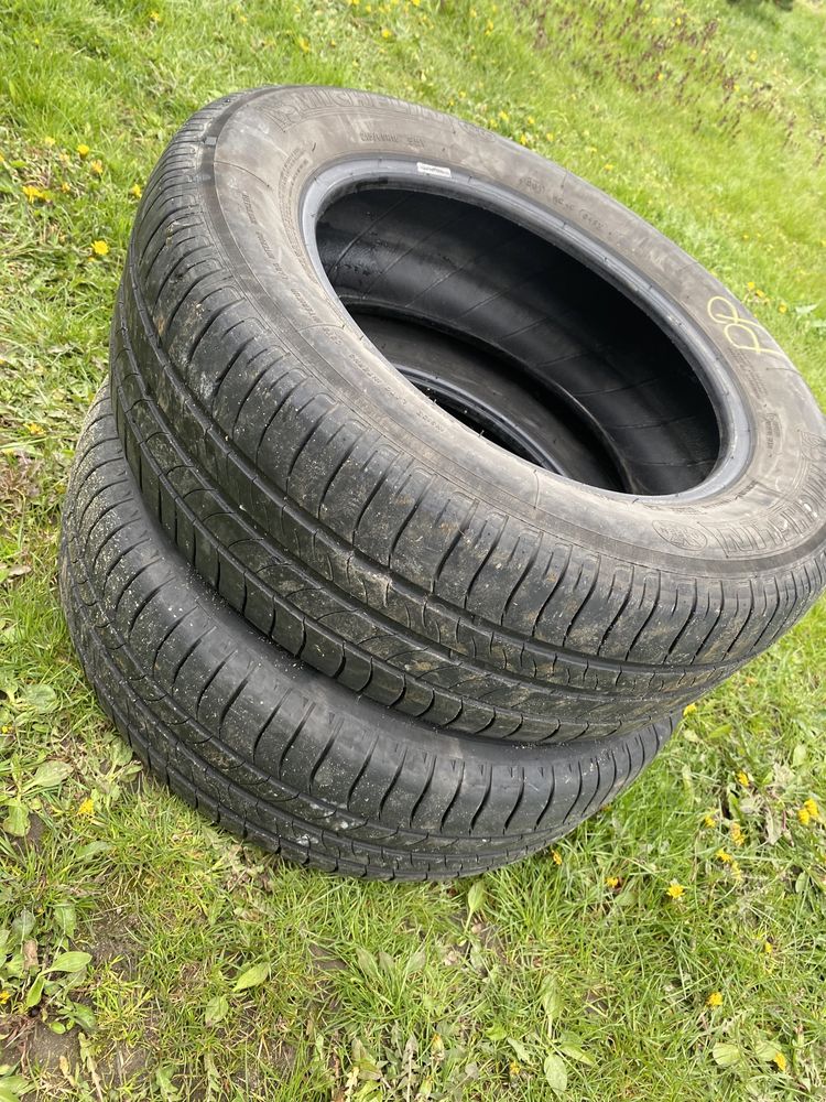 Dwie opony Michelin 215/60 R16 95V letnie