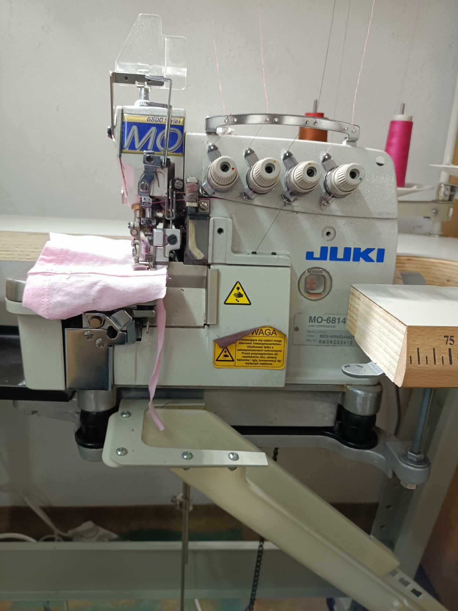 Overlock Juki MO6814s - 4 nitkowy