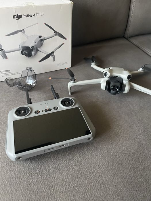 DJI Mini 4 Pro + extras