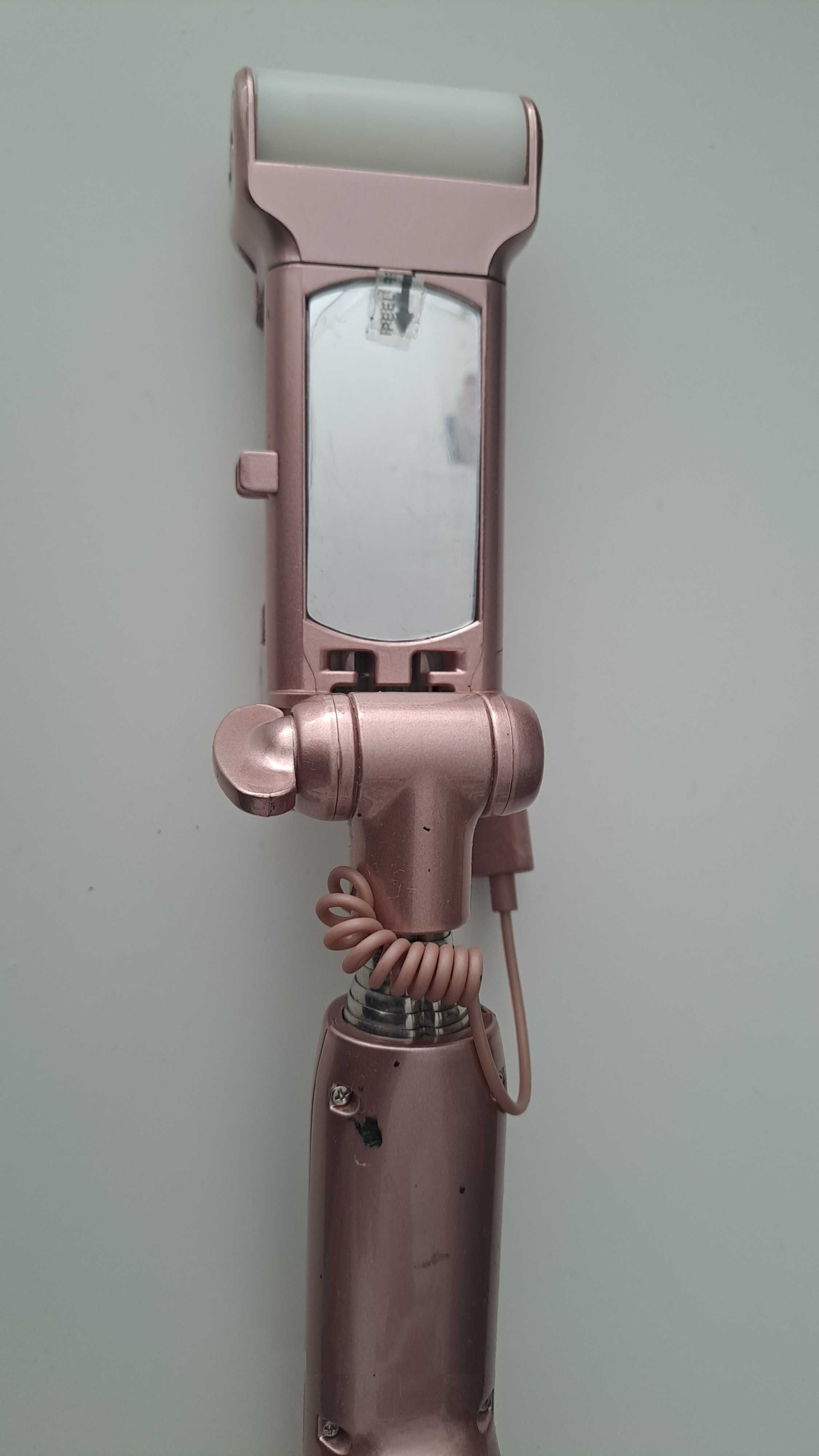 Selfie stick Mocreo, statyw do selfie l z lampką i lusterkiem.