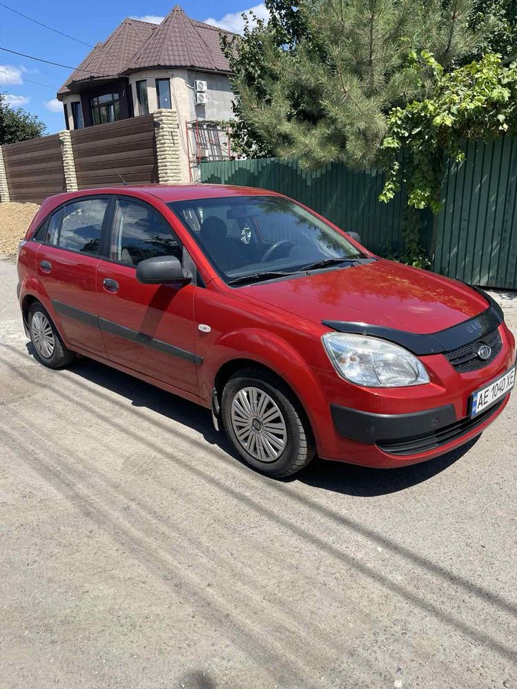 Продам Kia Rio в отличном состоянии