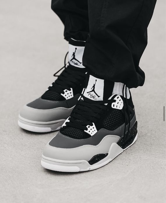 Чоловічі кросівки Nike Air Jordan 4