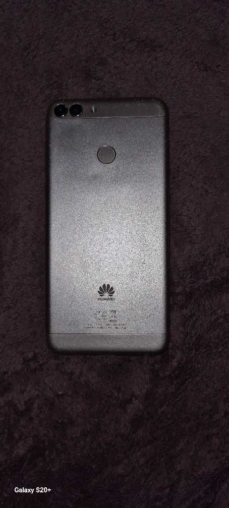 Продам Huawei P Smart