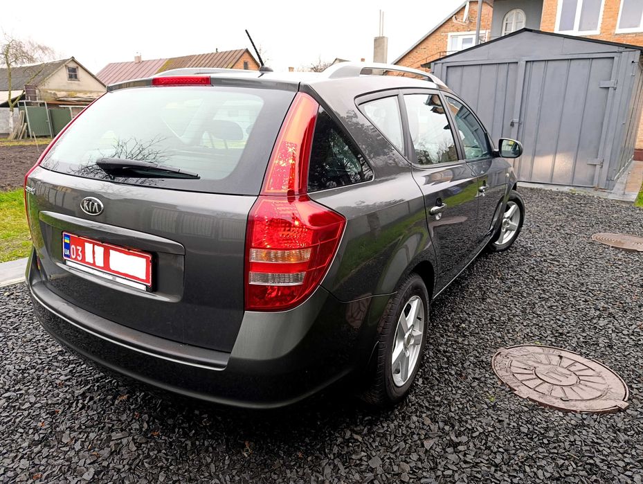 Продам Kia Ceed 2011р.в 1.4 Бензин. Авто Свіжопригнане з Німетчини.