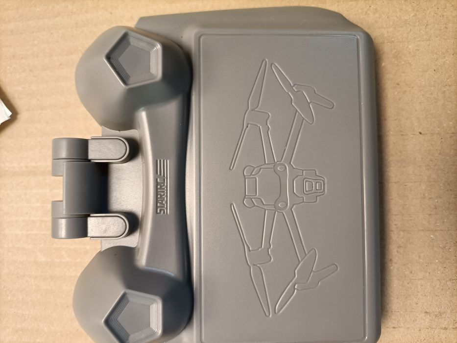 Osłona przeciwsłoneczna dwa w jednym do kontrolera drona