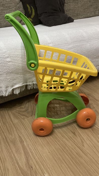 Carrinho brincar criança