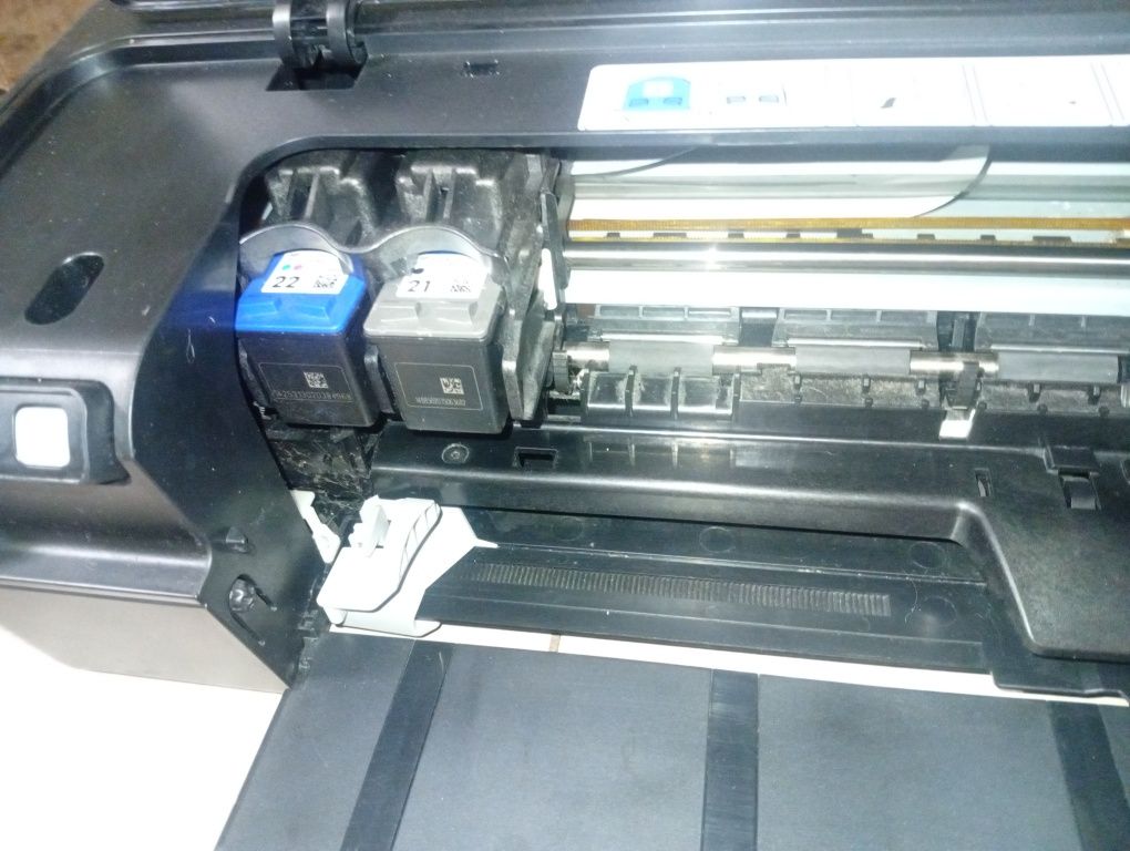 Принтер HP Deskjet D2460