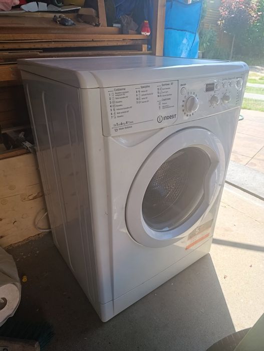Pralka indesit iwd 61051