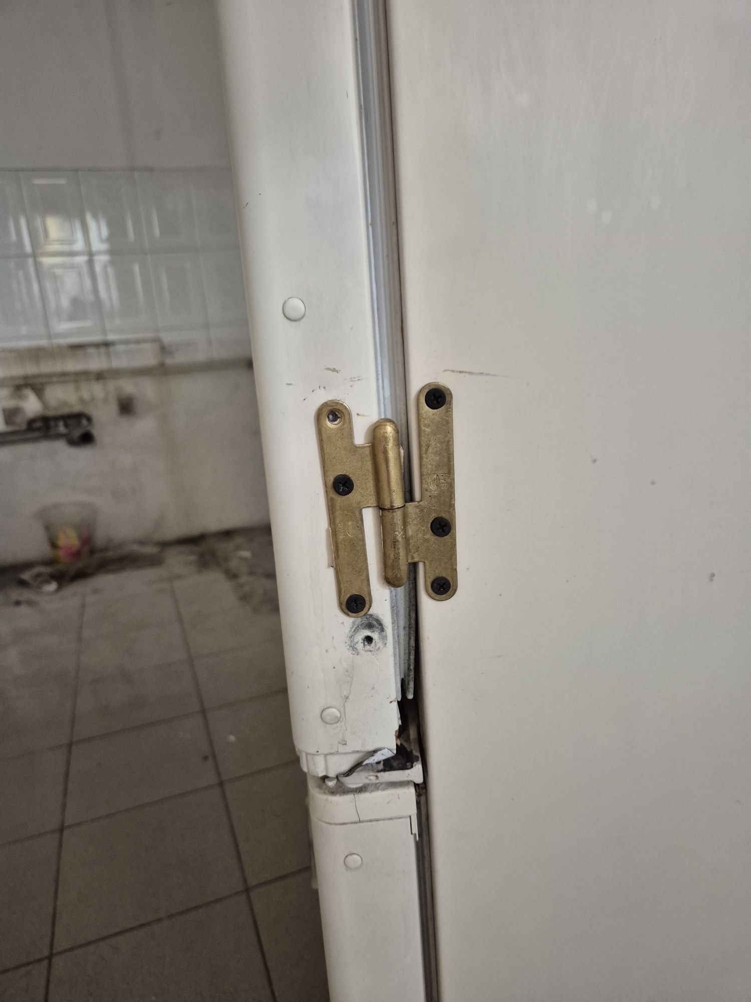 Sprzedam lodówkę