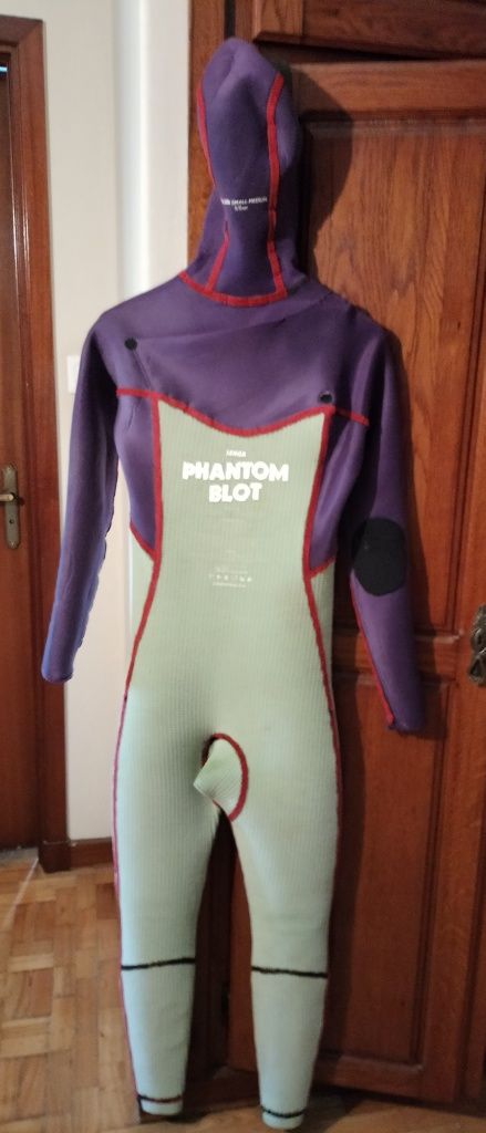 Fato Surf JANGA Phantom Blot Hooded 5.5mm Size SM