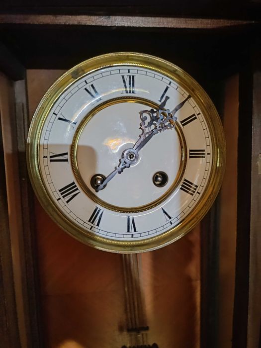 Ładny zegar wiszący-pelna płyta