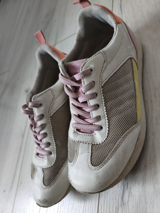 Adidaski Reserved r.33