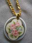 conjunto de colar e brincos