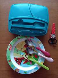 Посуда, предмети для дітей