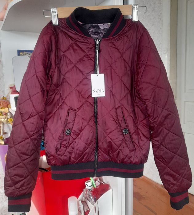 Куртка-бомпер 2-х стороння на дівчинку 8-9років