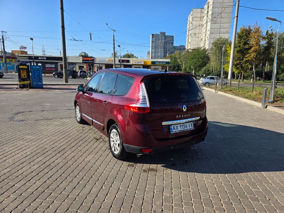 Продам Renault grand scenic 3 2013  3 2013