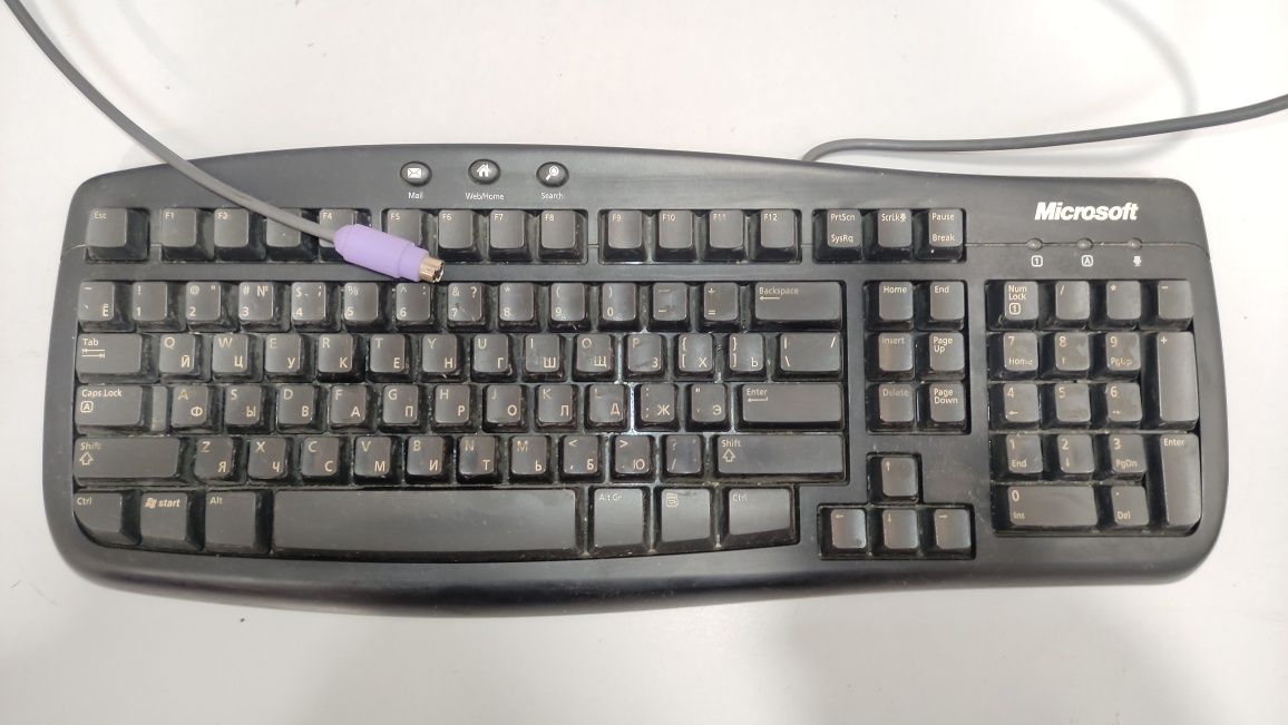 БУ клавиатура Logitech k100 PS/2 keyboard