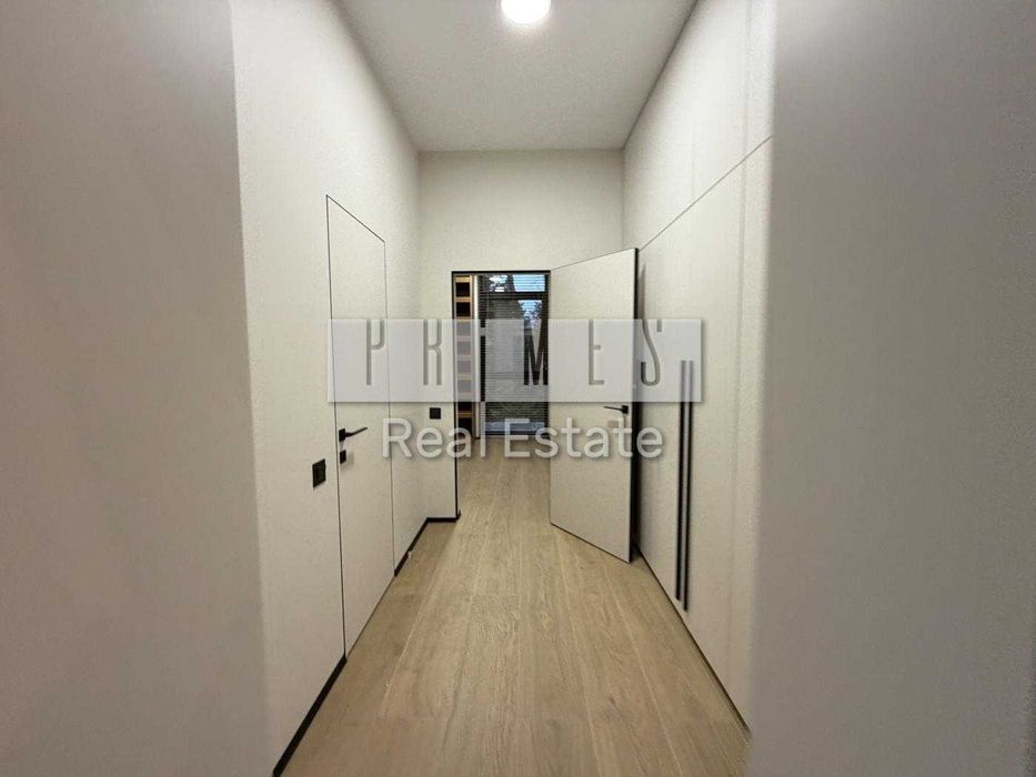 Продаж ксклюзивнийого маєтку  1200м2 КМ Riviera Village (Вишгород)