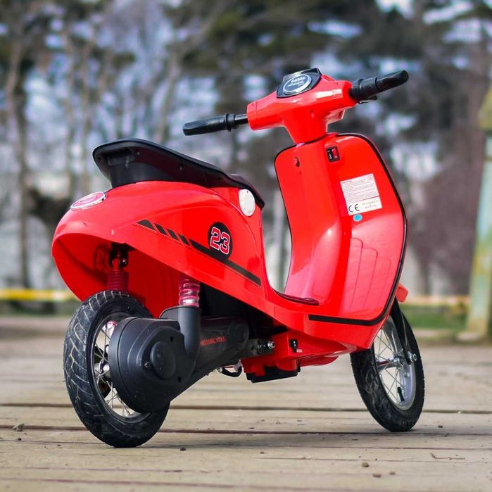 Motocykl SKUTER VESPA PIAGGIO 24V Elektryczny Auto Akumulator 2 DZIECI