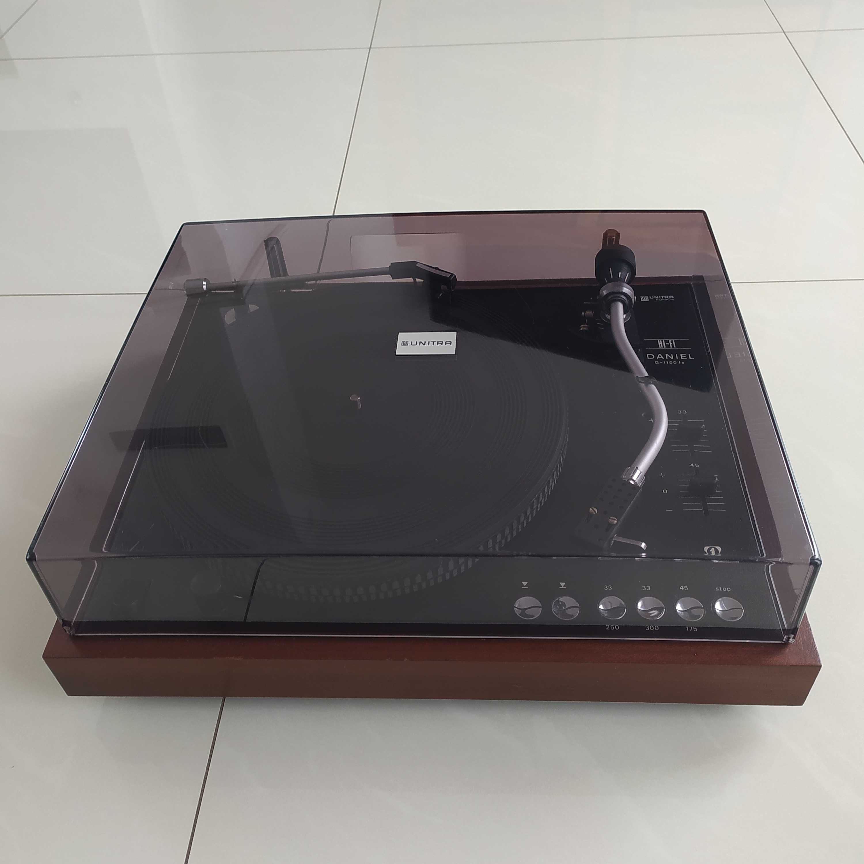 Gramofon Daniel G-1100fs