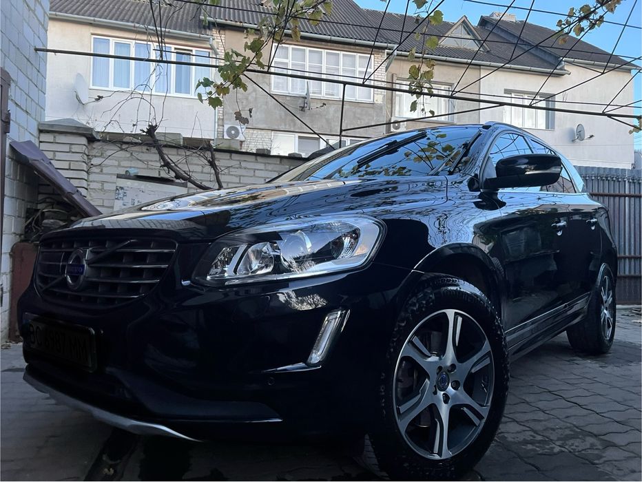 Volvo xc60 2.4дизель D5 . AT. AWD.
