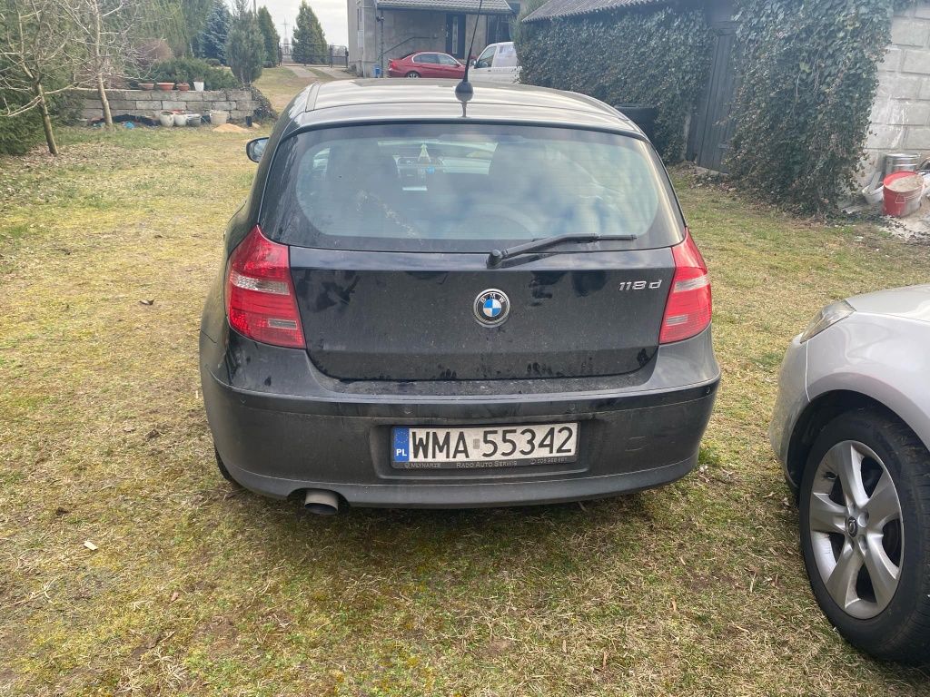 BMW e87 2.0 143 km