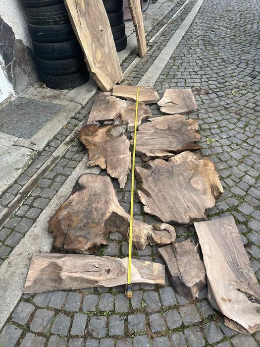 Слеб доски з кореня оріха для заливки епоксидною смолою