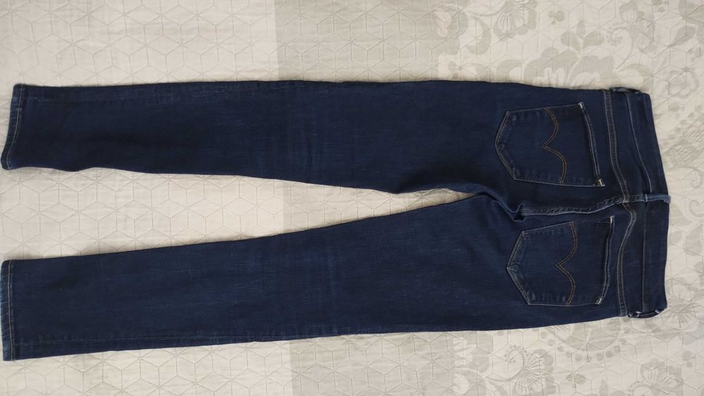 spodnie Levis rozmiar 27x32