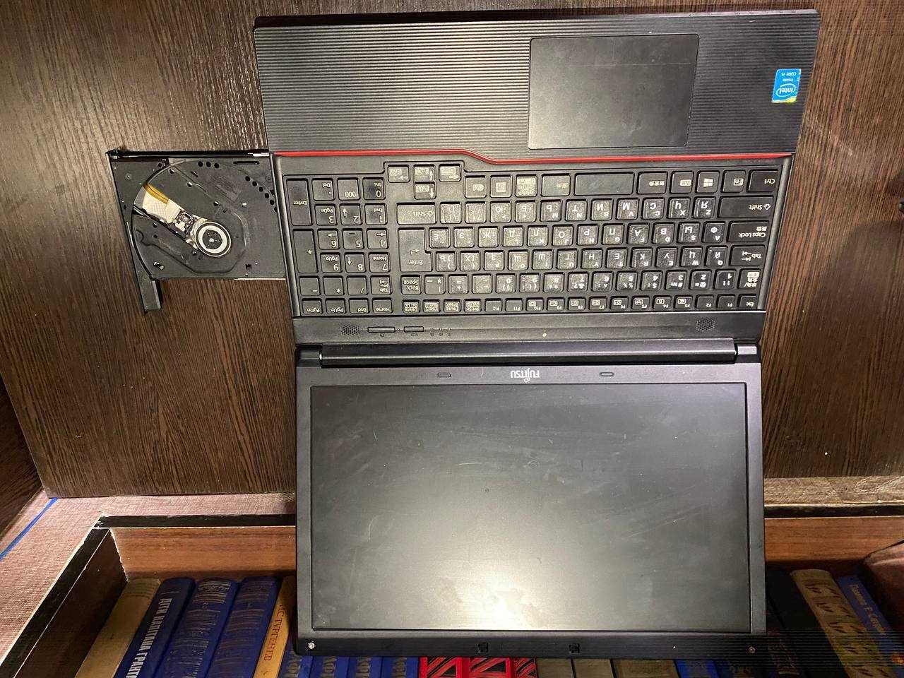 Fujutsu Lifebook A574/H