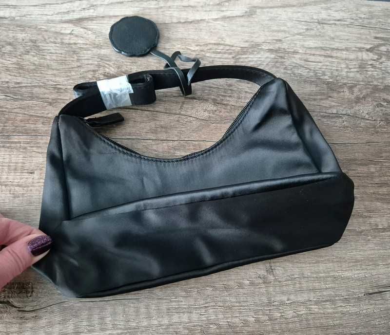 Carolina Herrera Good Girl torebka torebeczka