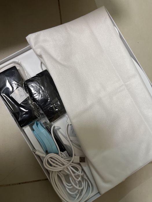 Маска для лиця і шиї с led-терапією Nourished Bodynskin.