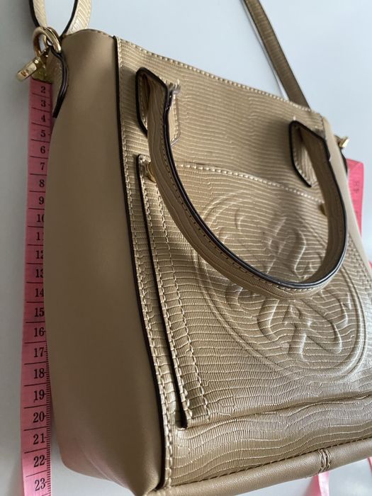 Torebka orginalna monnari .