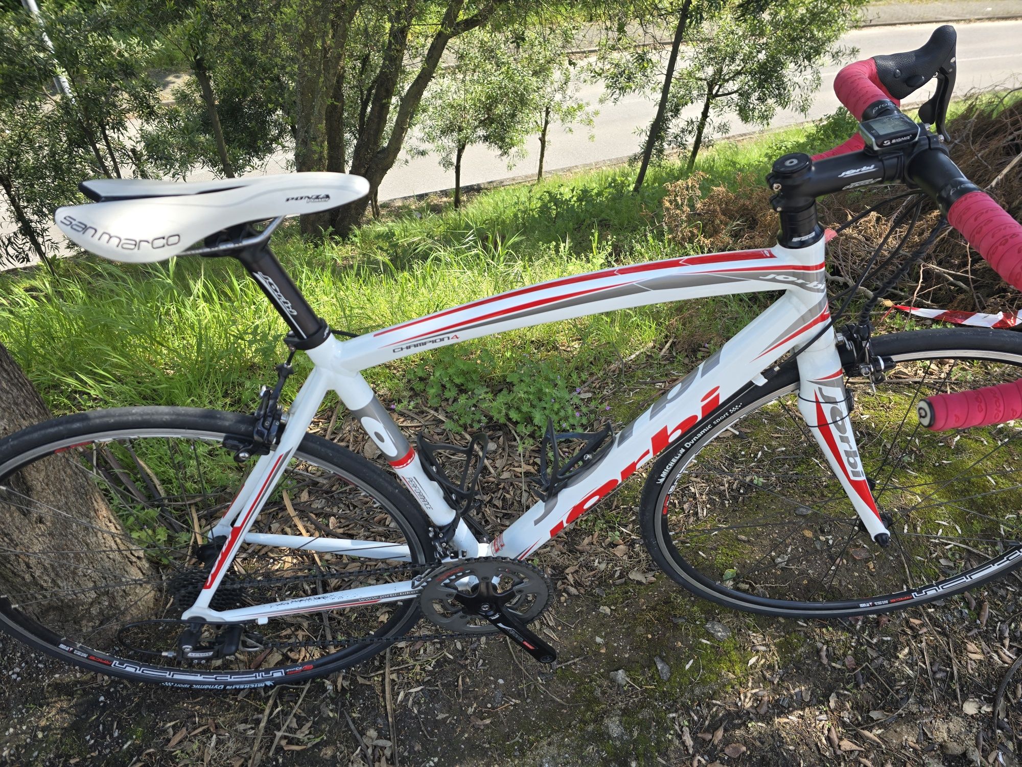 Bicicleta de estrada jorbi m barataa