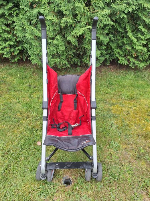 Wózek spacerowy, lekki i zajmujacu malo miejsca po zlozeniu