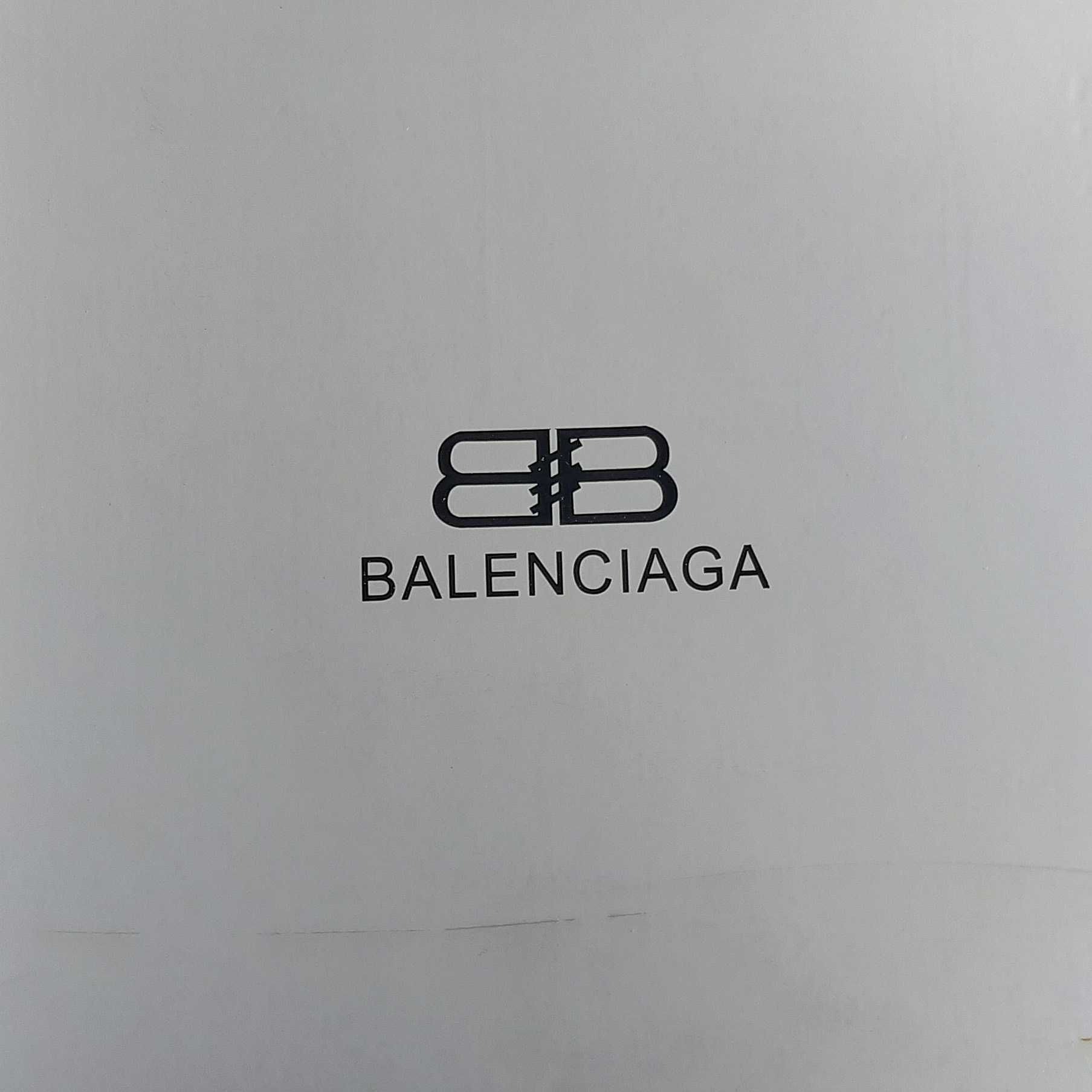 Коробка для взуття/обуви Balenciaga