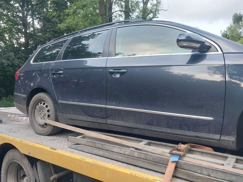 Części vw passat b6 silnik 2.0 bmp skrzynia hxs dsg kolor lc5f klapa