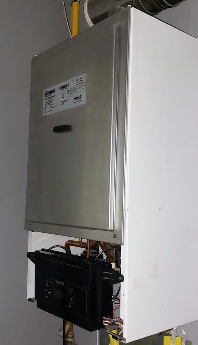 Kocioł Piec Gazowy Brötje PWHC 28 26kW Książka Gwarancyjna Instrukcja