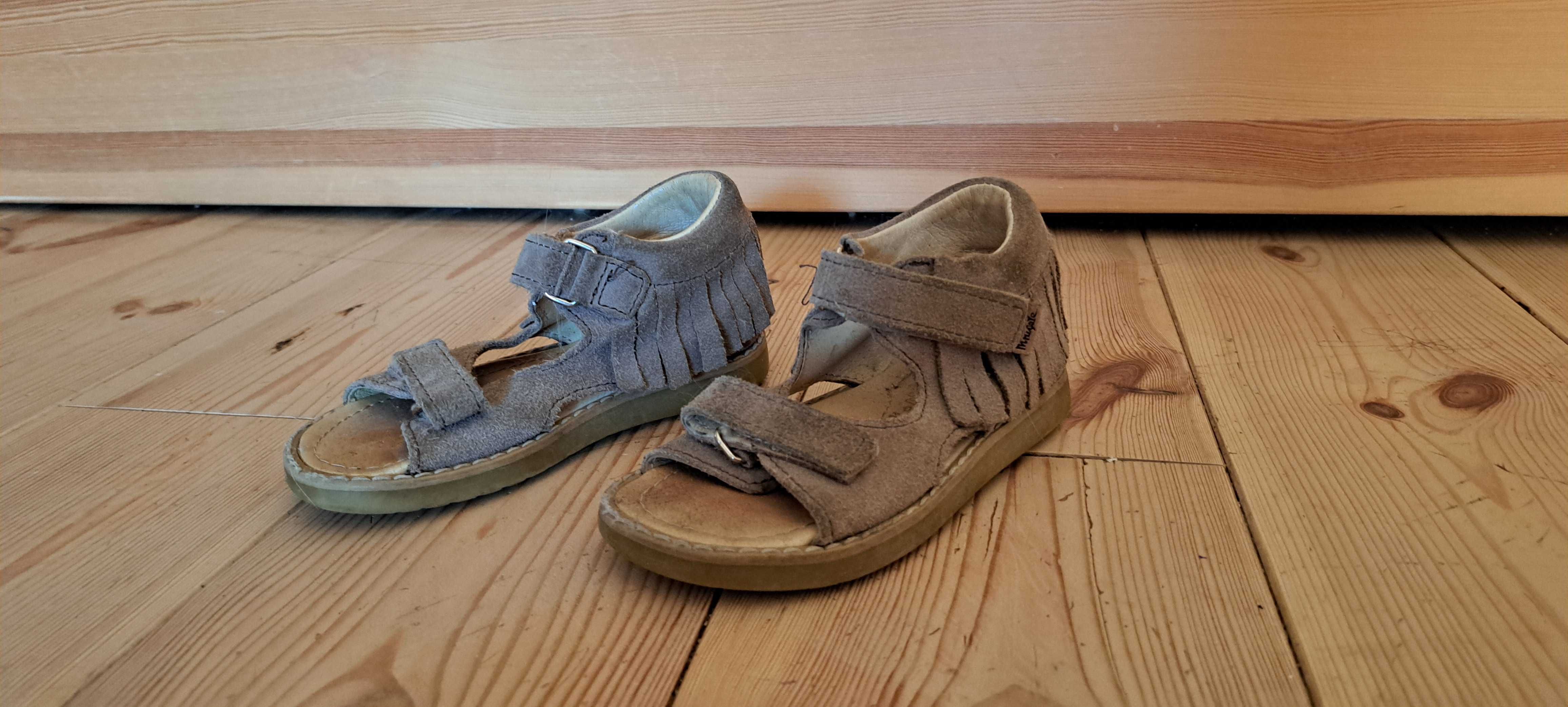 25 Mrugała indian summer beż fredzelki boho