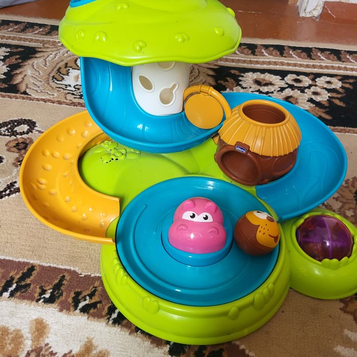 Ігровий центр Chicco
