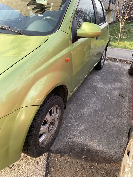 Шевроле Авео продам