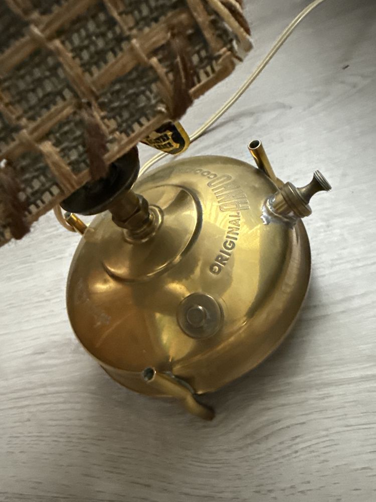 Sygnowana mosiężna lampa naftowa skorzany abazur