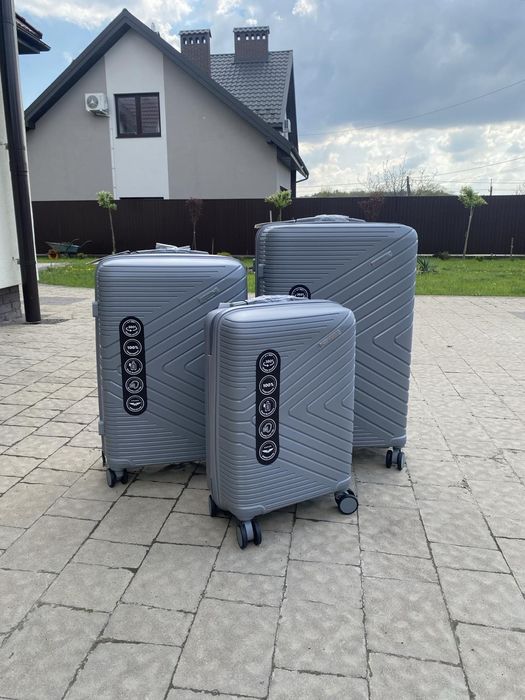 Чемодан валіза полипропилен Wings  SPARROW